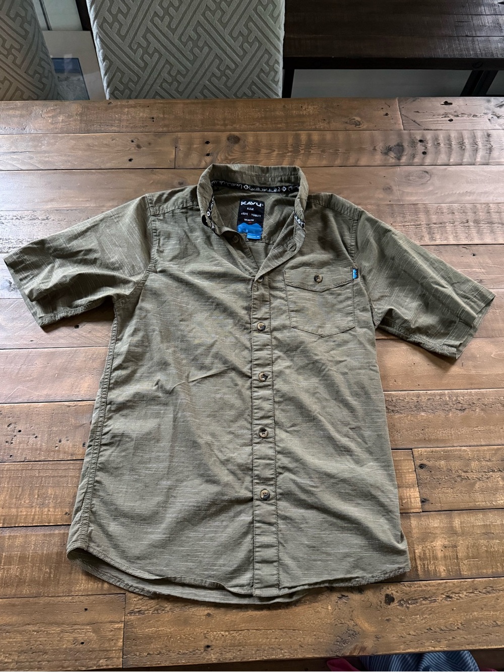 Kavu men’s button down short sleeve polo shirt size XS, originally $70
